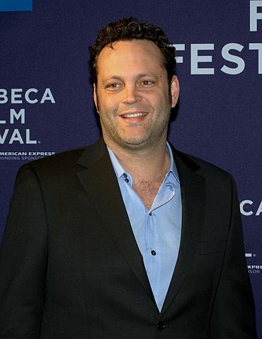 Vince Vaughn Bio Height Weight Age Shoe Size