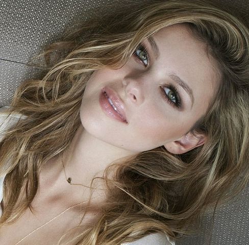 Nicola Peltz