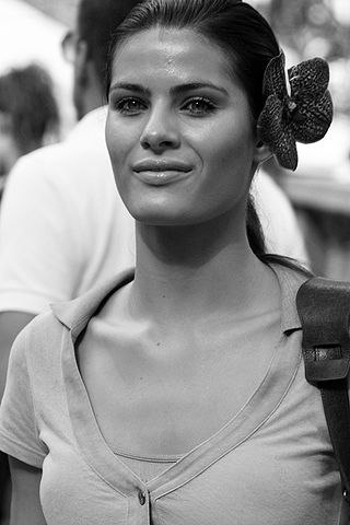 Isabeli Fontana Facts for Kids